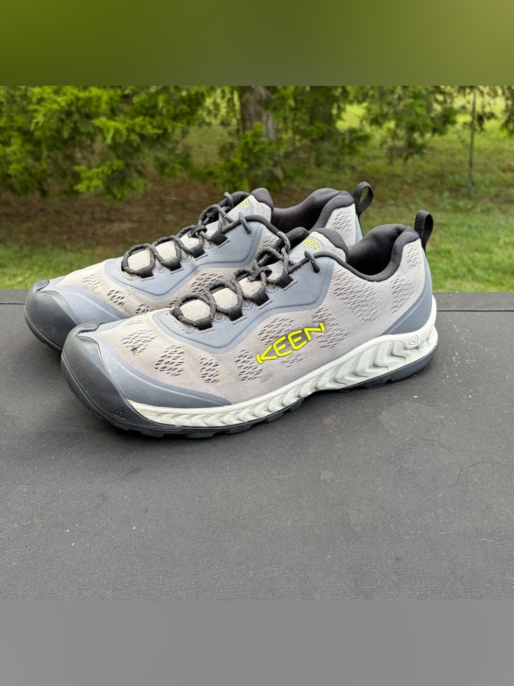 KEEN Men's NXIS Speed Low Vented Hiking Shoes Steel Grey Primrose - Size 12